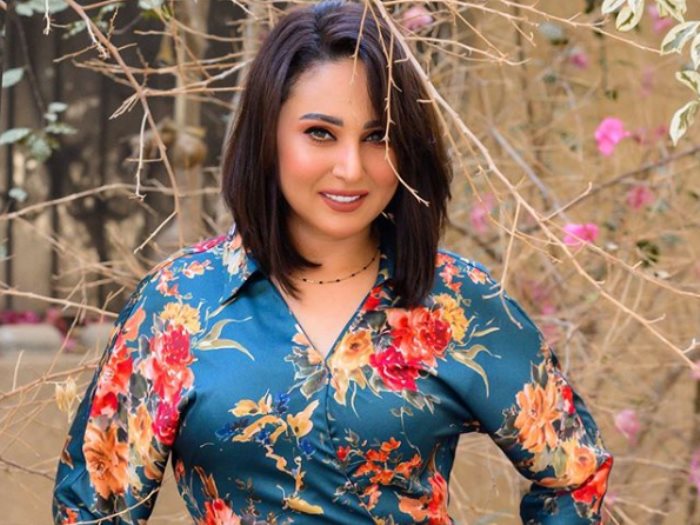 محمد رمضان أقرب أصدقائها وهاجمت باسم سمرة لهذا السبب.. معلومات عن رحاب الجمل
