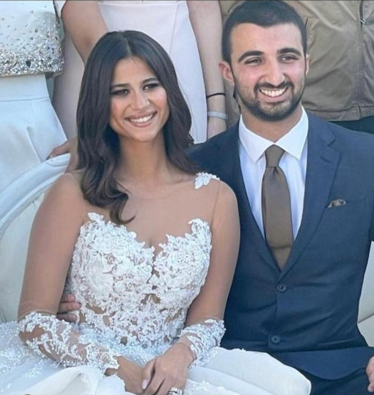 شقيقة ممثل ويتابعها الآلاف على السوشيال ميديا.. من هي دينا داش؟