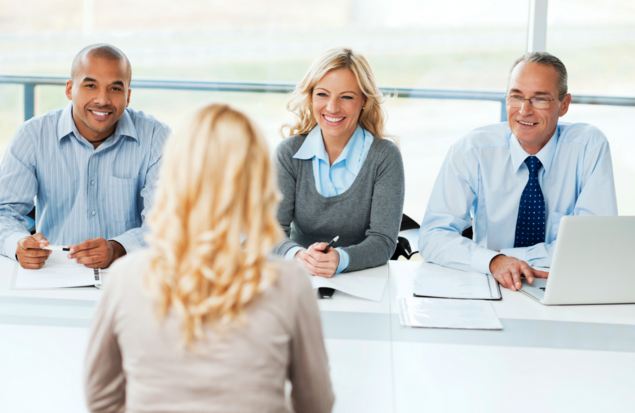 كيف تجيب عن أسئلة مقابلة العمل للمناصب الإدارية