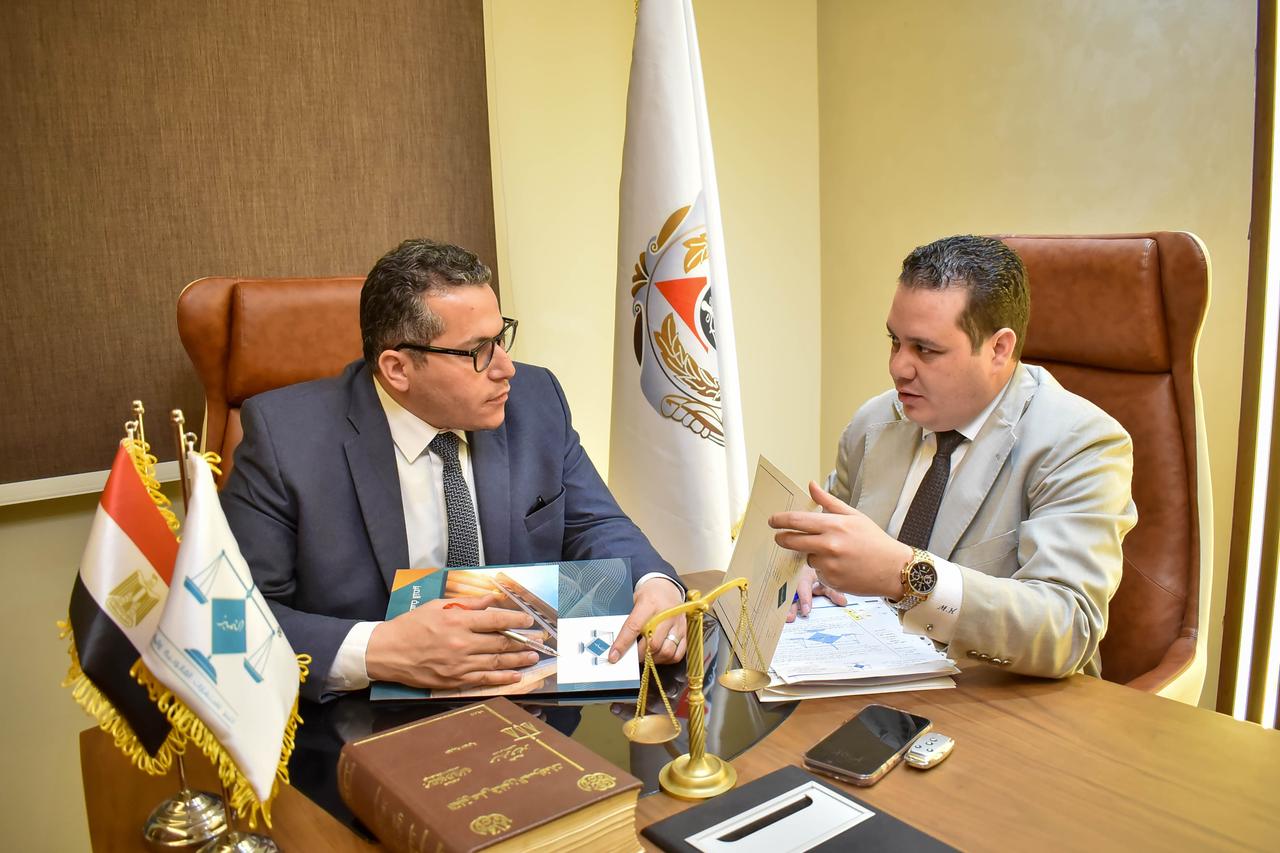 زيارة النقيب جمال شمس لشركة التميز للمحاماة والإشادة باحترافيتها